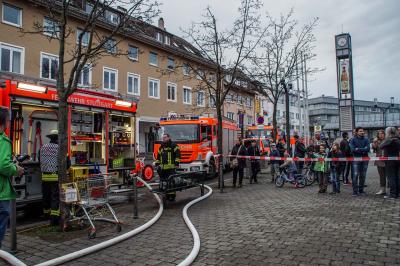 Stuttgart: Brand in Bekleidungsgeschaeft mit 100.000 Euro Schaden